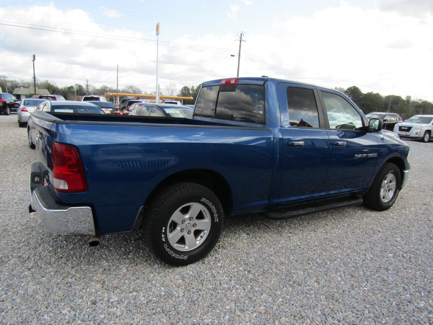 2011 Blue /Gray Dodge Ram 1500 SLT Quad Cab 2WD (1D7RB1GP1BS) with an 4.7L V8 SOHC 16V FFV engine, Automatic transmission, located at 15016 S Hwy 231, Midland City, AL, 36350, (334) 983-3001, 31.306210, -85.495277 - Photo#7